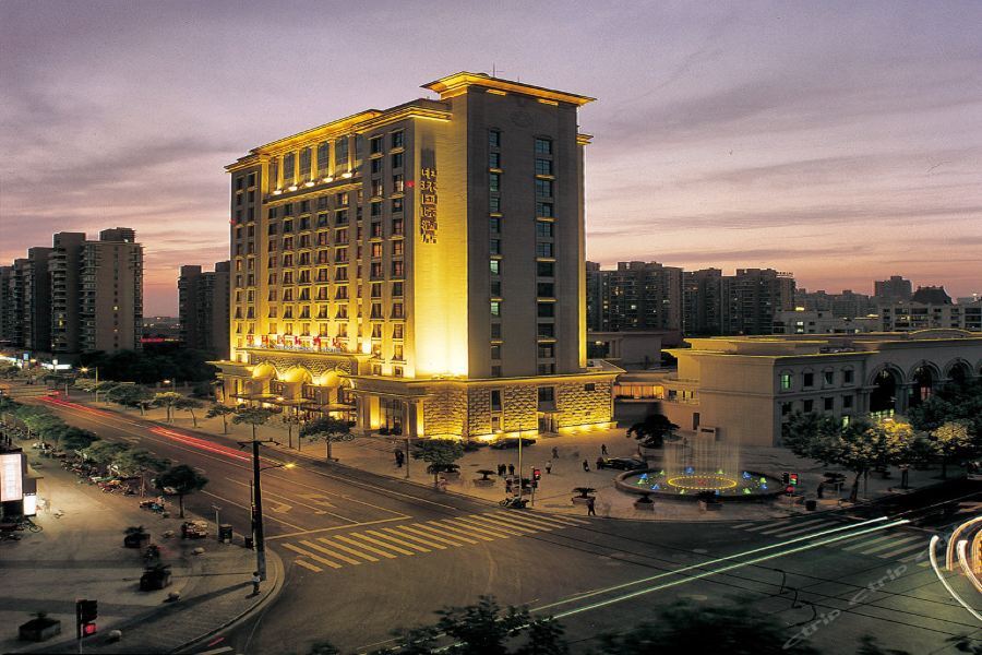 Central International Hotel Shanghai Esterno foto